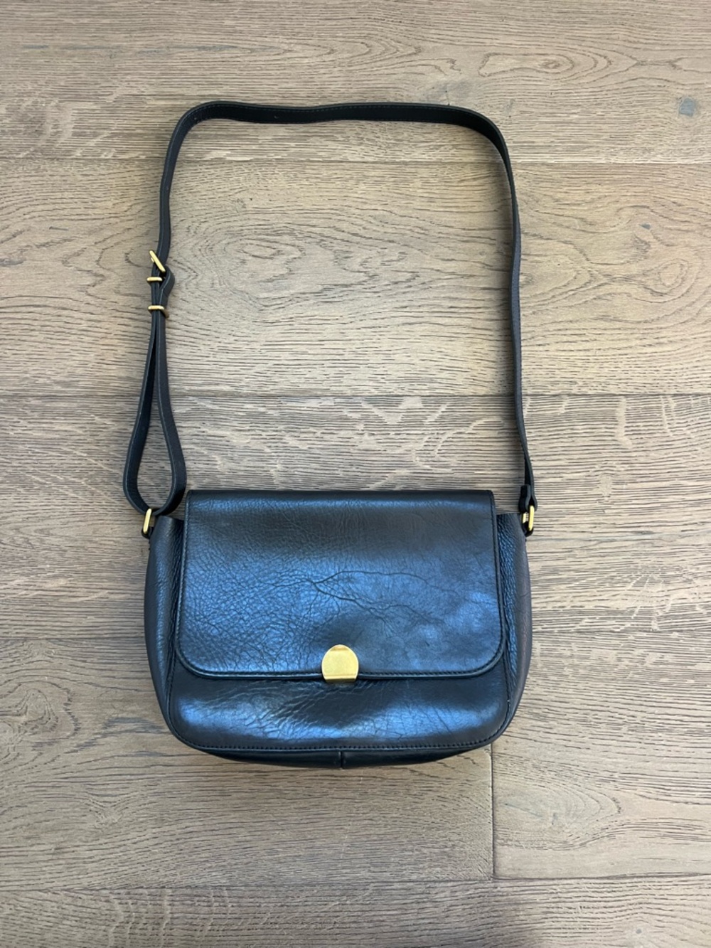 ❤️ Madewell Black Leather Flap Crossbody Bag Gold Hardware Adjustable Strap - Picture 3 of 7